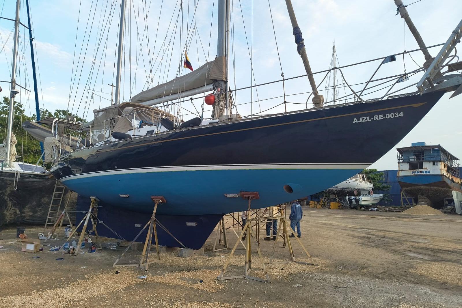 48ft-2013-bruce-roberts-48_main